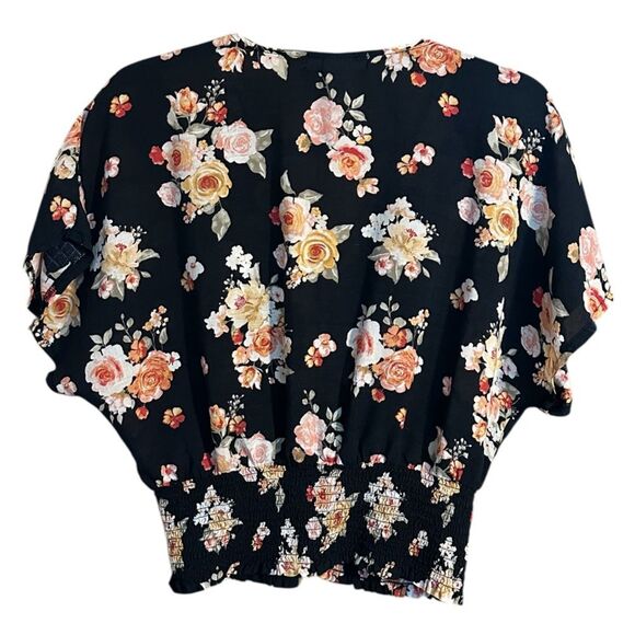 Planet Gold Junior's Smocked Floral Print Top Black Size X-Large - Picture 3 of 9
